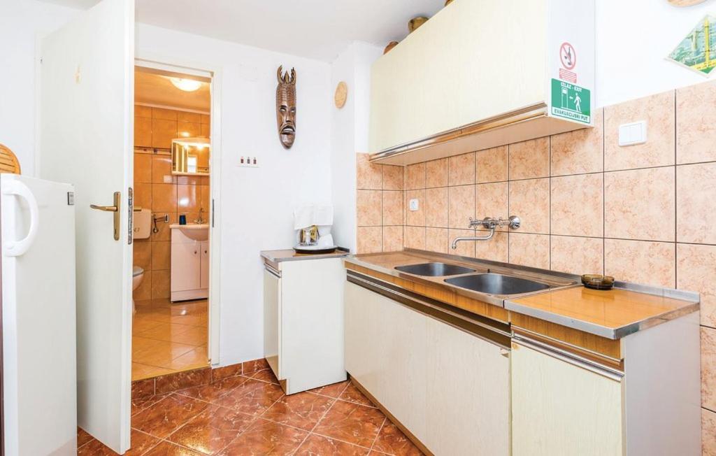 Apartment Tina Sveti Juraj 塞尼 外观 照片