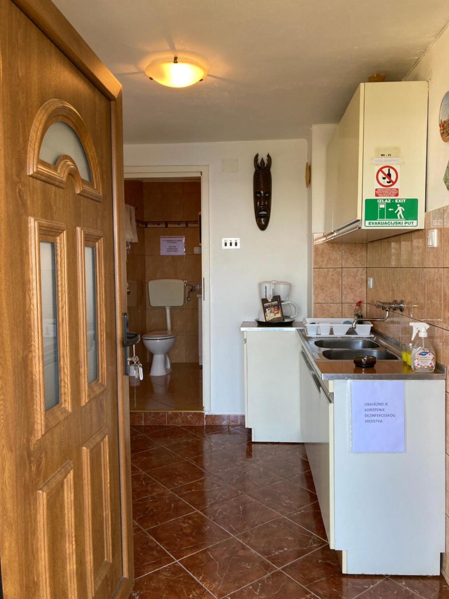 Apartment Tina Sveti Juraj 塞尼 外观 照片